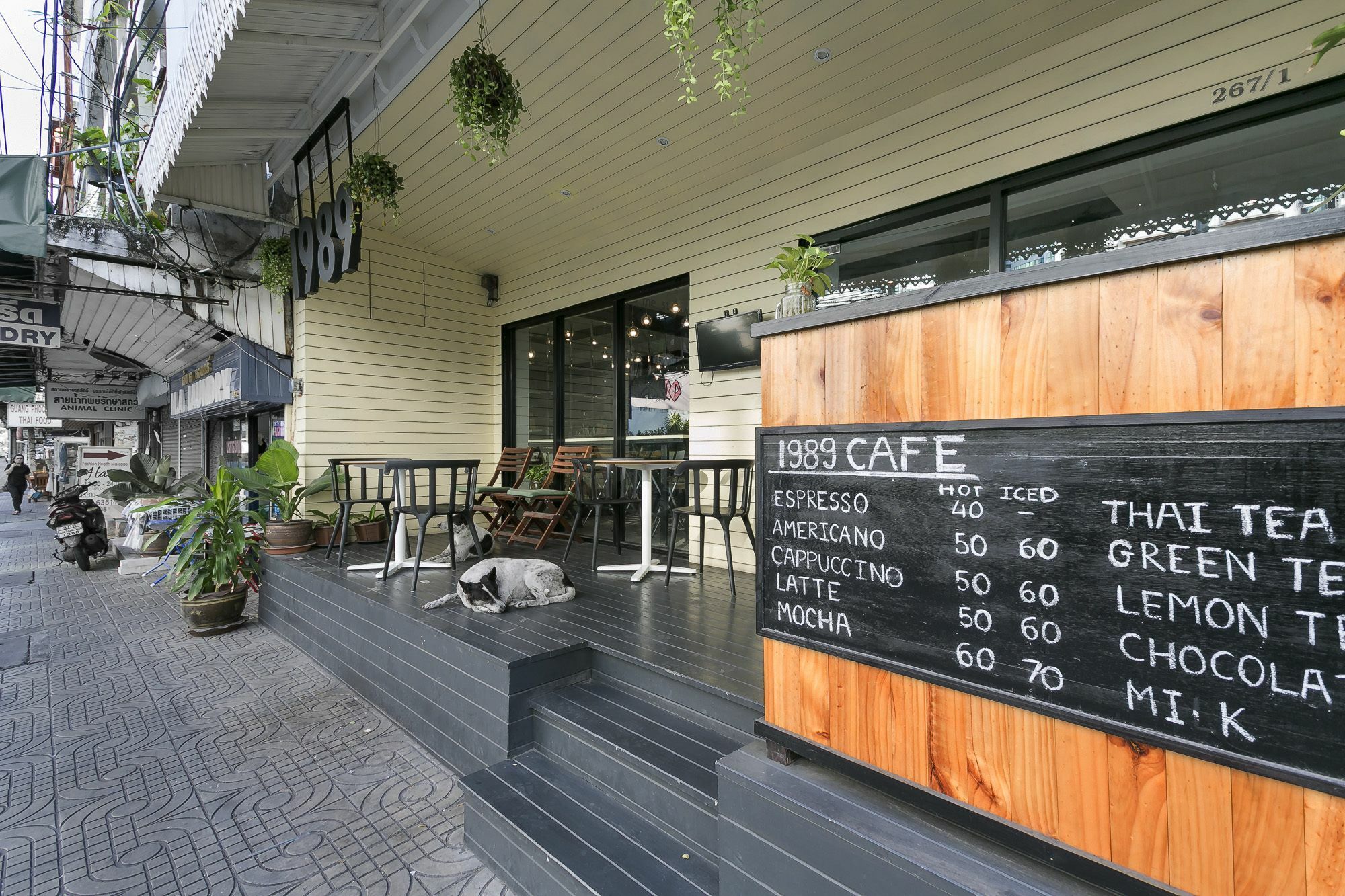 Hostel 1989 Sukhumvit Bangkok Exterior foto